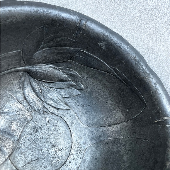 Art Nouveau Bowl Kayserzinn Pewter Floral Relief Engraving German Soap Dish - Picture 6 of 9